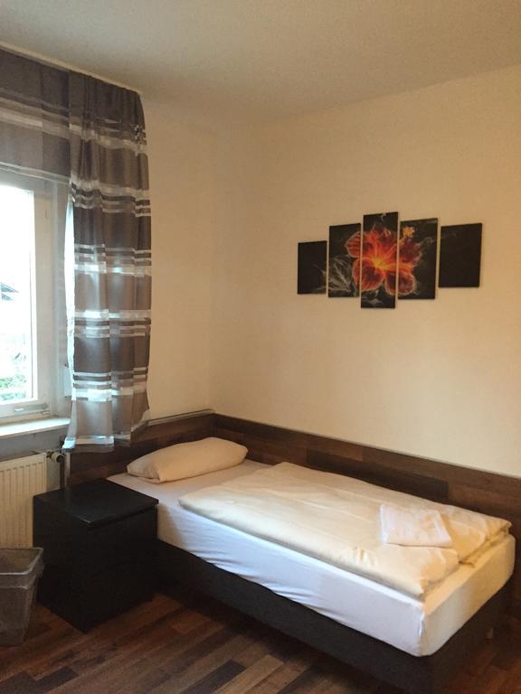 Hotel Engel Waldbronn Room photo