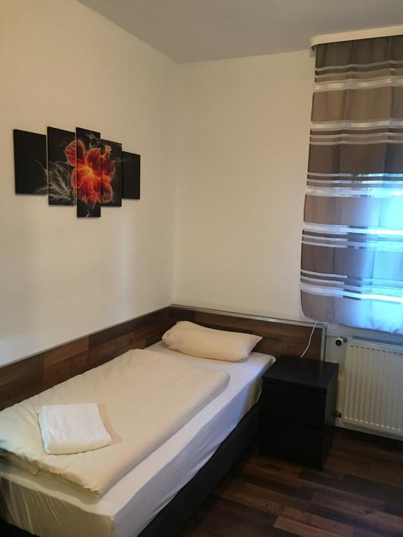 Hotel Engel Waldbronn Room photo